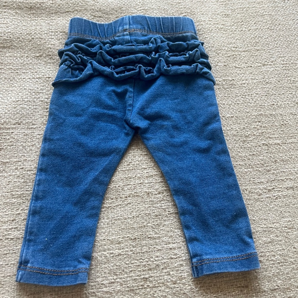 Cat & Jack ruffle butt pants